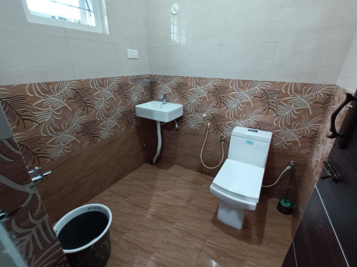 Karpagam Residency Apartment อูตี ภายนอก รูปภาพ